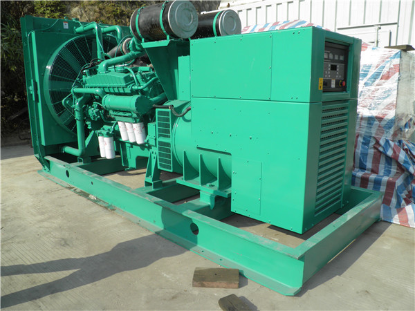 东区发电车出租-柴油发电机散热器怎样散热