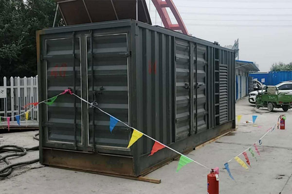 东区发电机租赁空气滤清器多久更换一次？