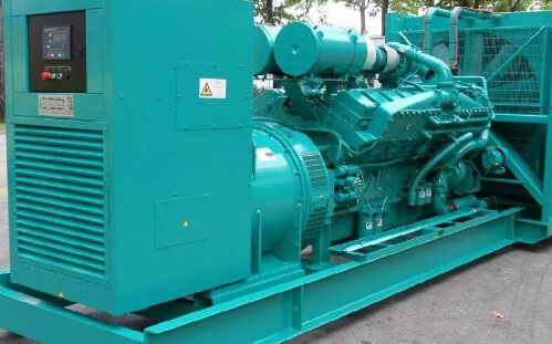 东区柴油发电机组冬季使用中需要注意哪些事项？