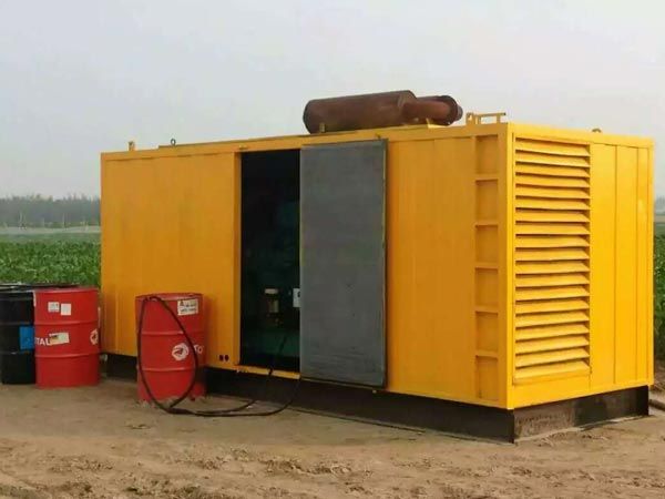 东区如何判断柴油发电机的充电系统是否正常？